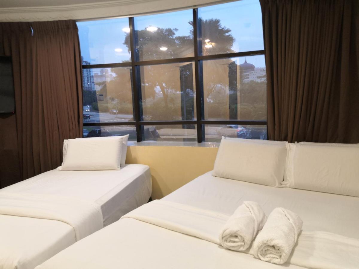 City Times Inn Seri Kembangan Buitenkant foto