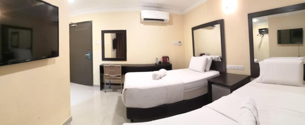City Times Inn Seri Kembangan Buitenkant foto